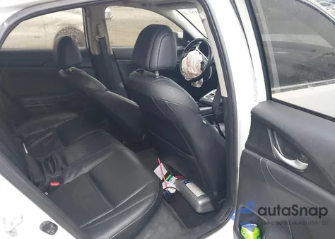 2021 Honda Insight Touring z USA, uszkodzony, nr VIN 19XZE4F91ME006392